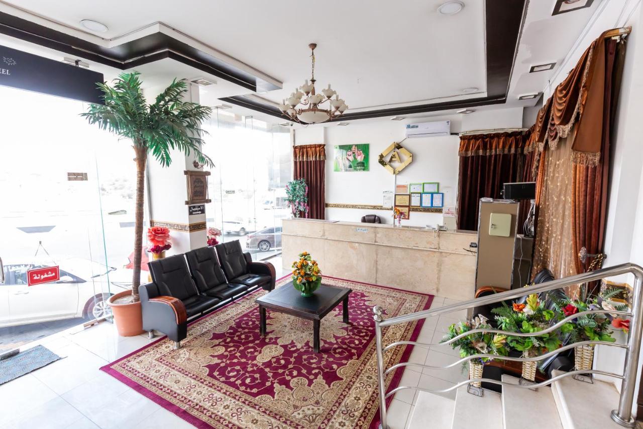 العييري للوحدات السكنية المفروشة الباحة 2 Эль-Баха Экстерьер фото